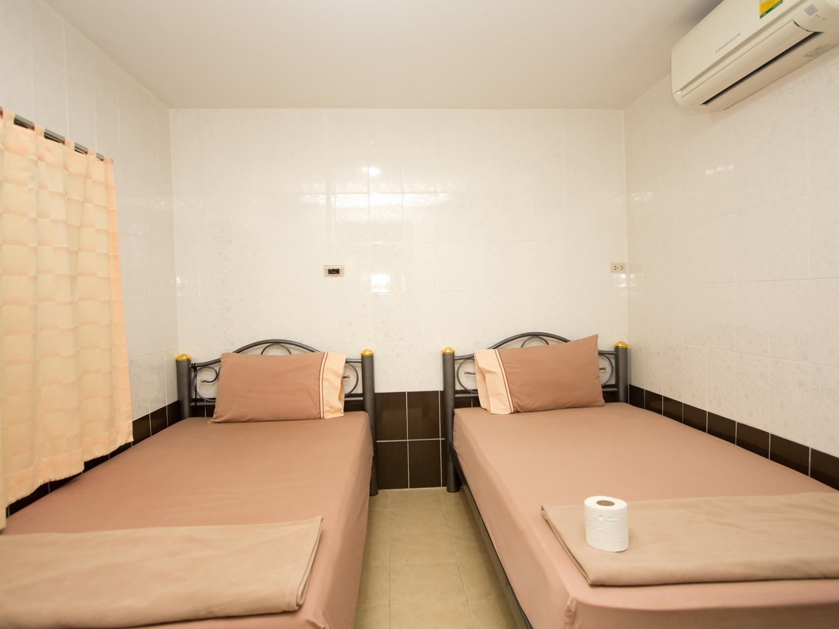 At Home Guest House Μπανγκόκ Εξωτερικό φωτογραφία